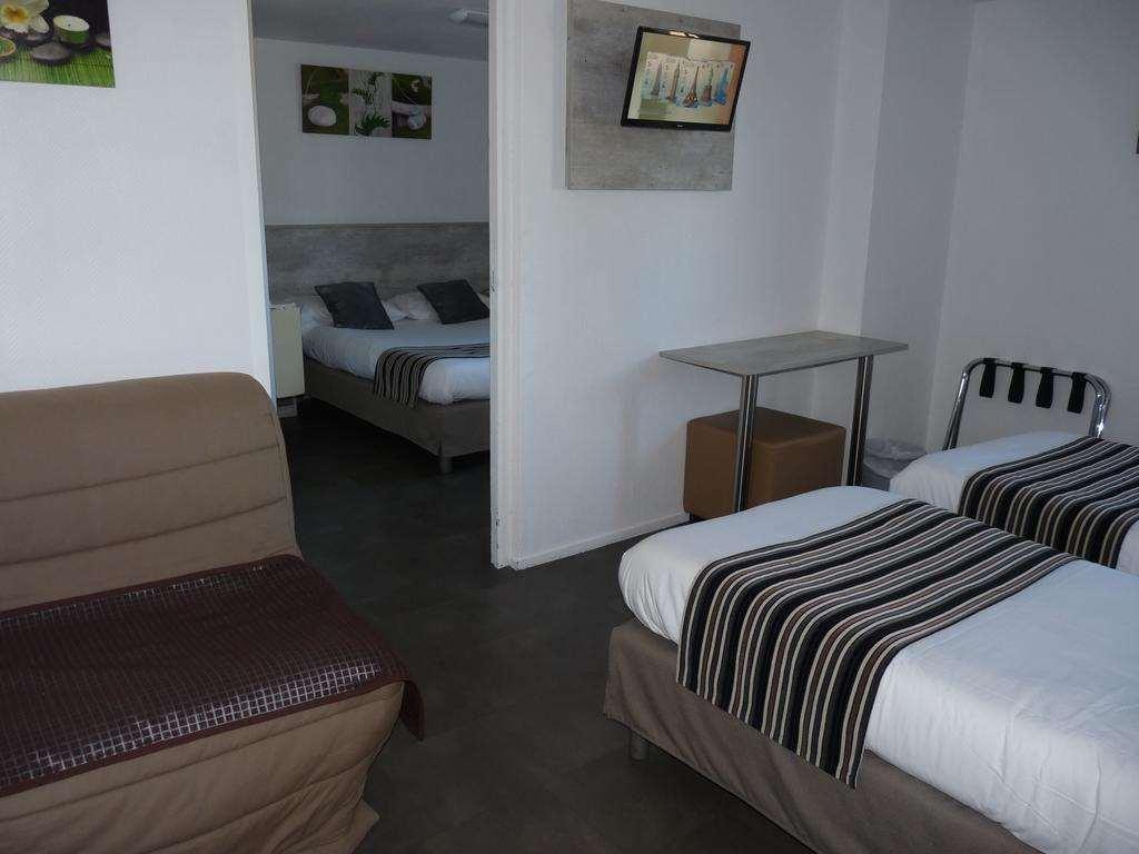 Brit Hotel Bosquet Carcassonne Cite Room photo